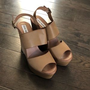 Steve Madden platform sandals